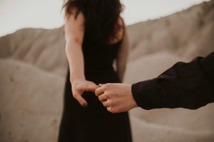 Exploring The Connection Between Emotional Intelligence And Leadership Skills