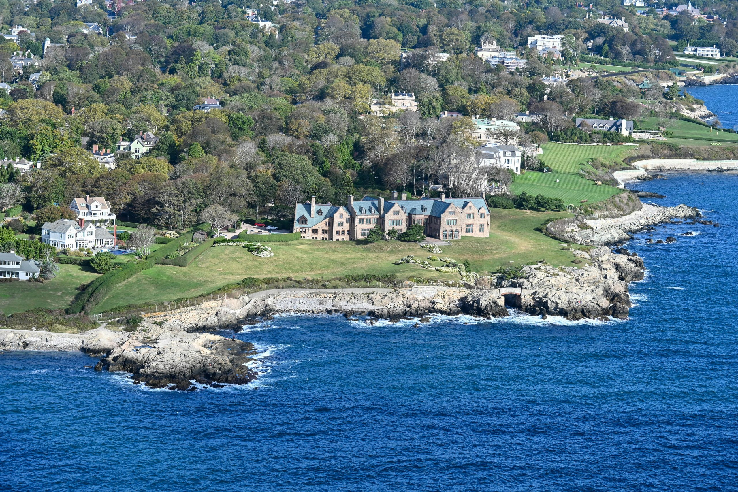 Exploring The History Of Residential Architecture Styles In America