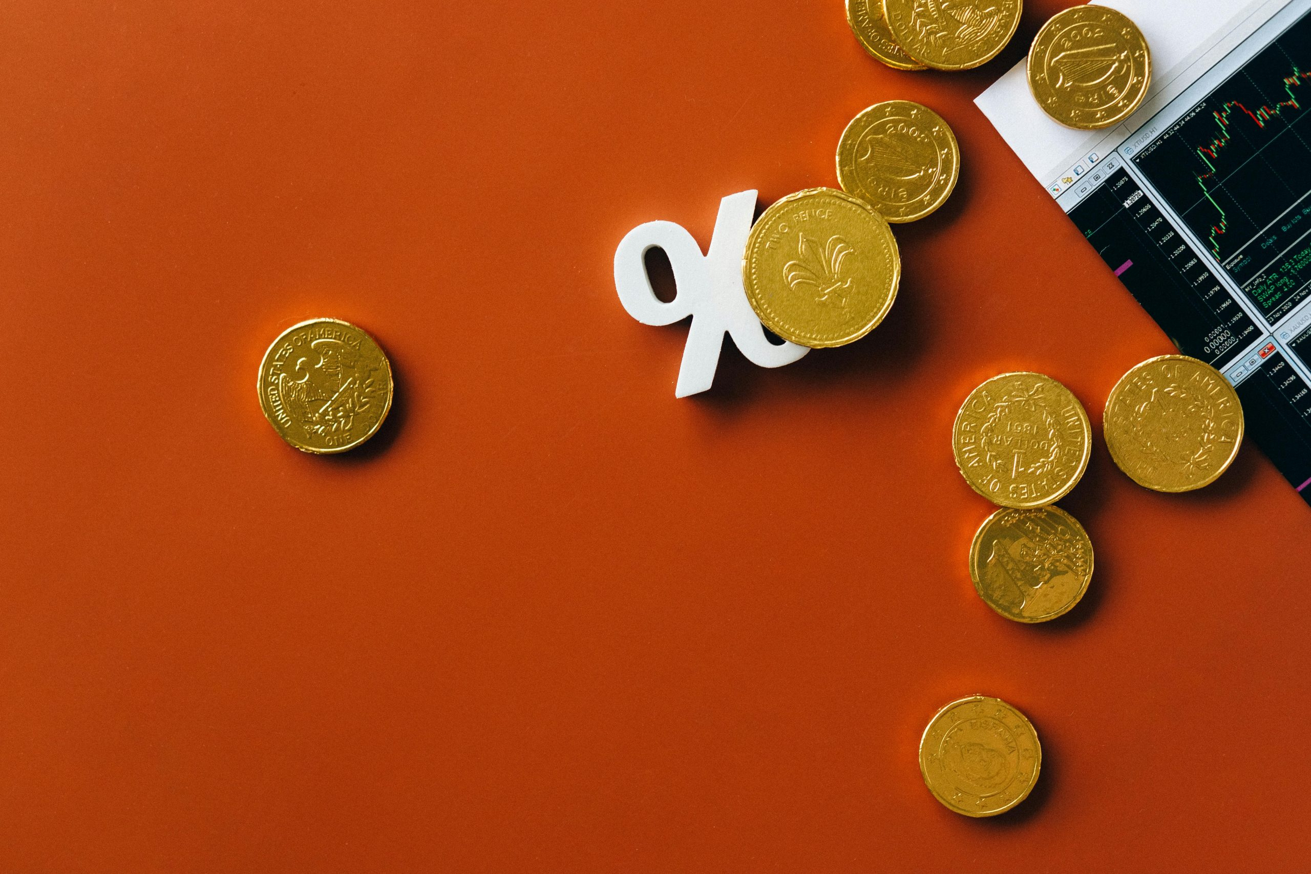 How Compound Interest Accelerates Long Term Wealth Building Success