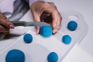 How To Choose The Right Cutting Board Material