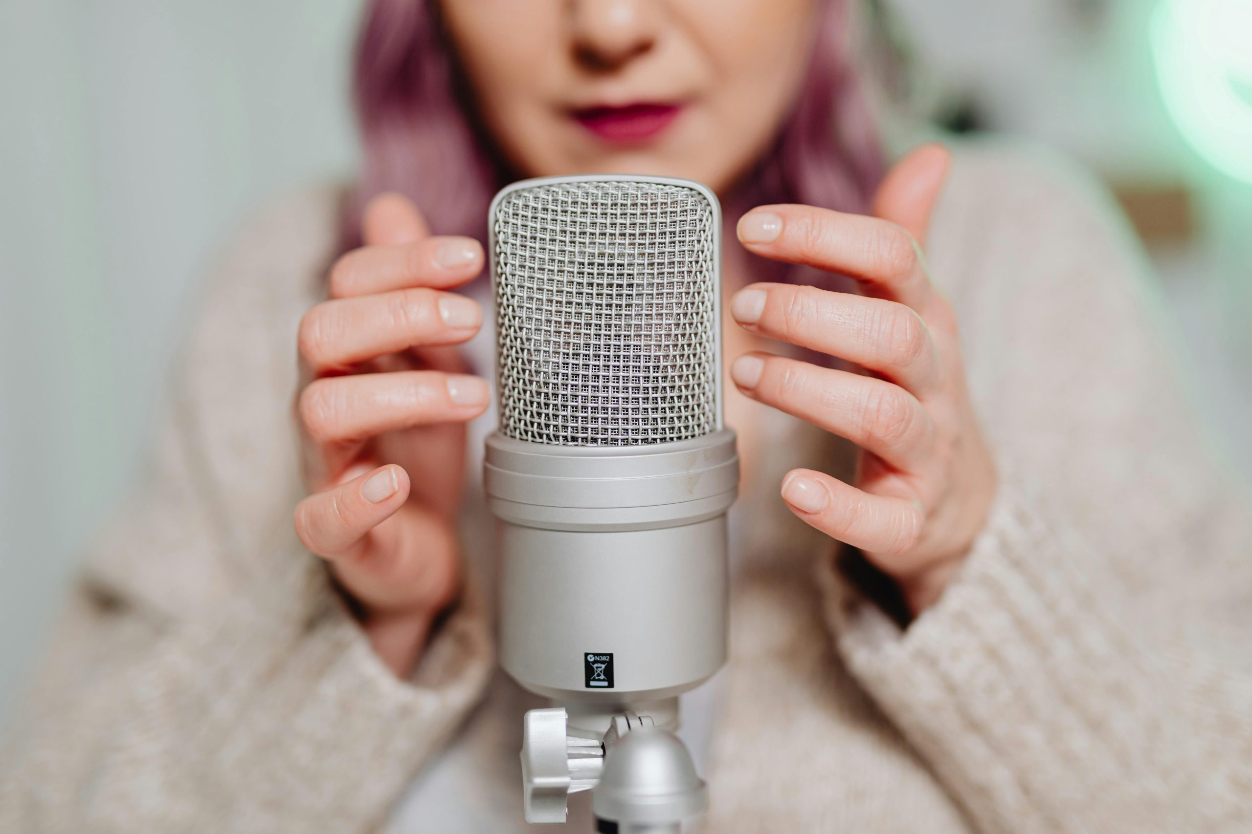 How To Choose The Right Microphone For Your Voice